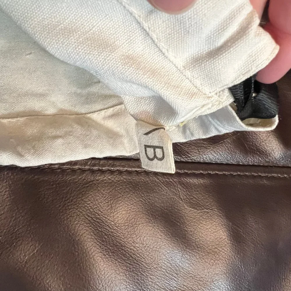 New Authentic Victoria Beckham Canvas Bag and New Makeup Sharpener - Picture 4 of 6